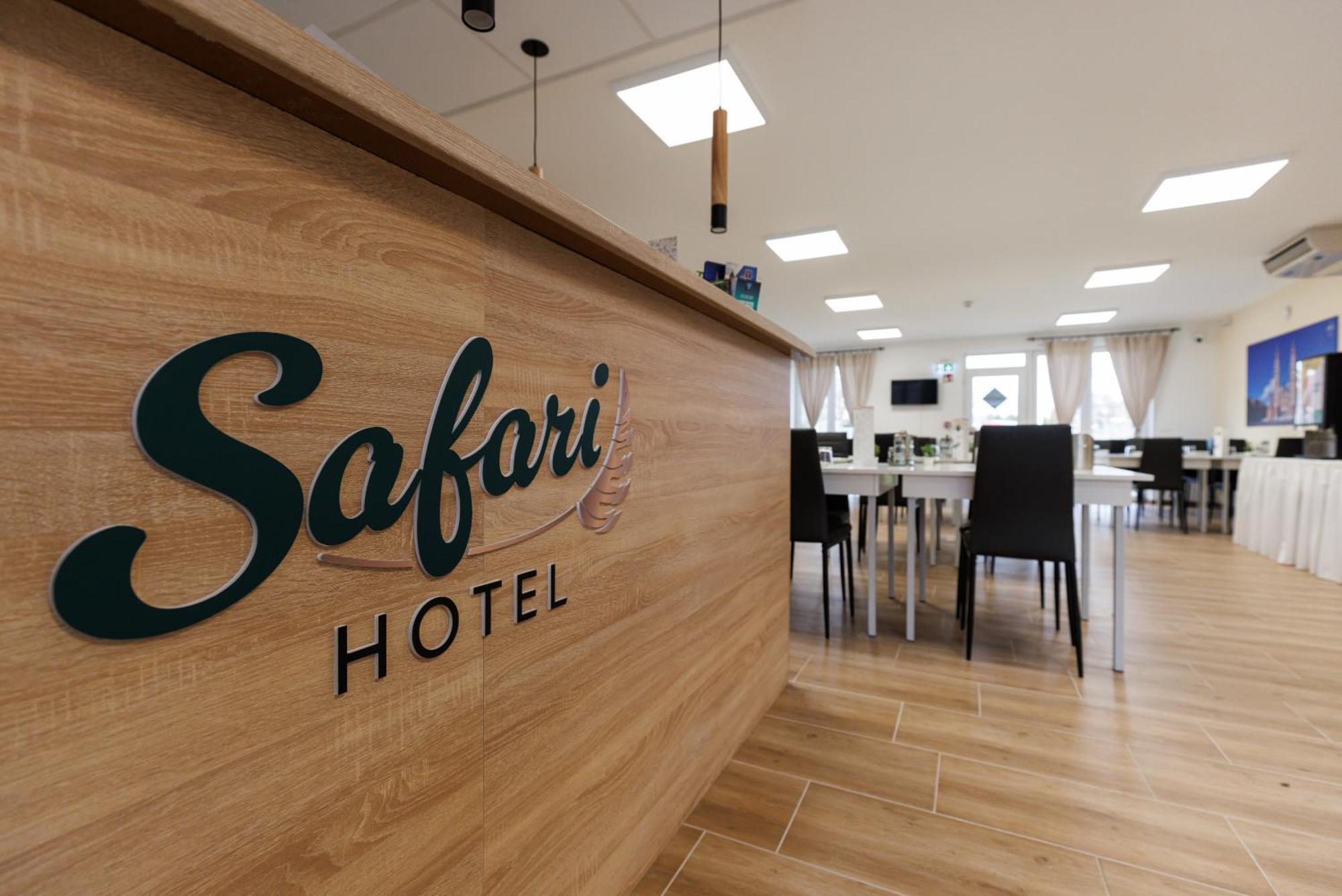Safari Hotel Seghedin Exterior foto